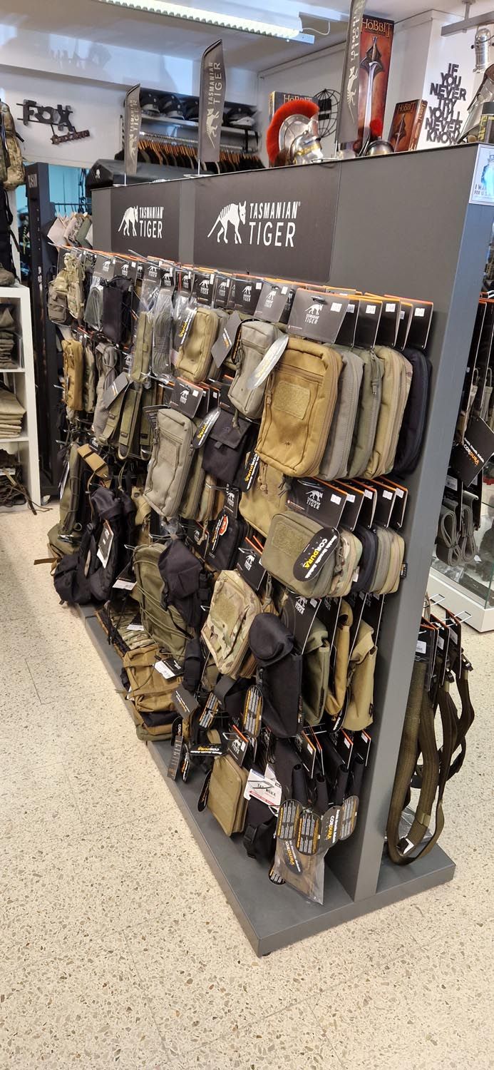 Army Warehouse in Pasching