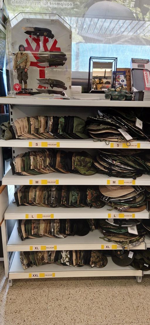 Army Warehouse in Pasching
